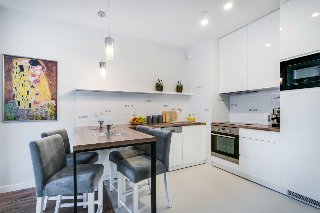 Apartments Cracow Wawrzynca By Noclegi Renters Krasków Εξωτερικό φωτογραφία